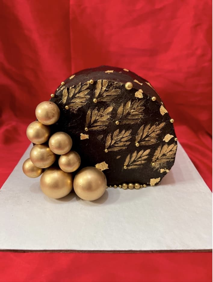 Top Forward Cake 2